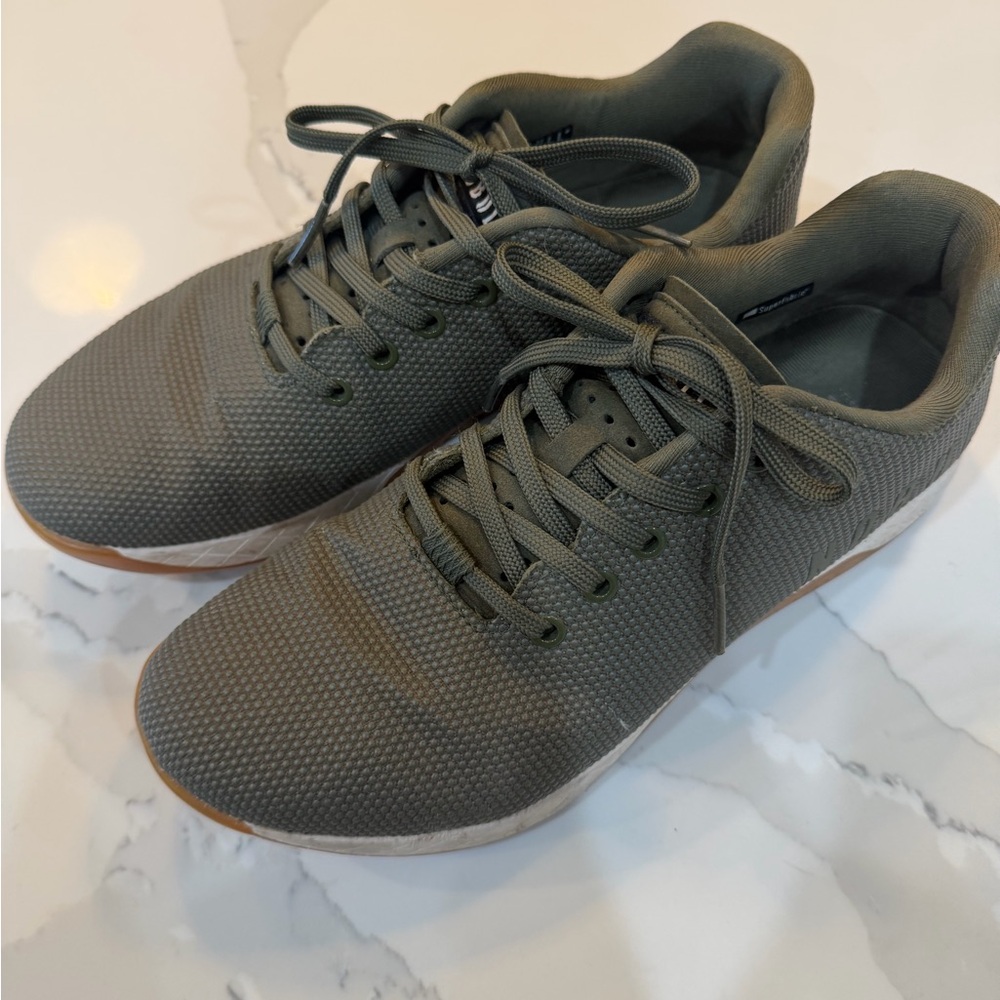 Men's 10.5 Olive Green with gum sole NoBull trainers